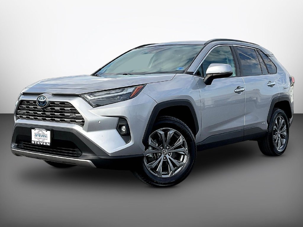 Used 2022 Toyota RAV4 Limited AWD/4WD image 3