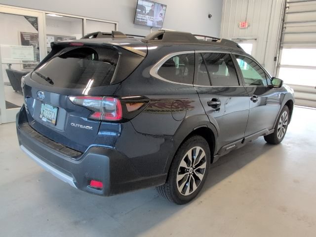 Used 2024 Subaru Outback Limited AWD/4WD image 5