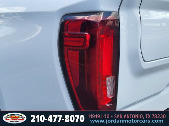 Used 2021 GMC Sierra 1500 AT4 w/ AT4 Value Package AWD/4WD image 9