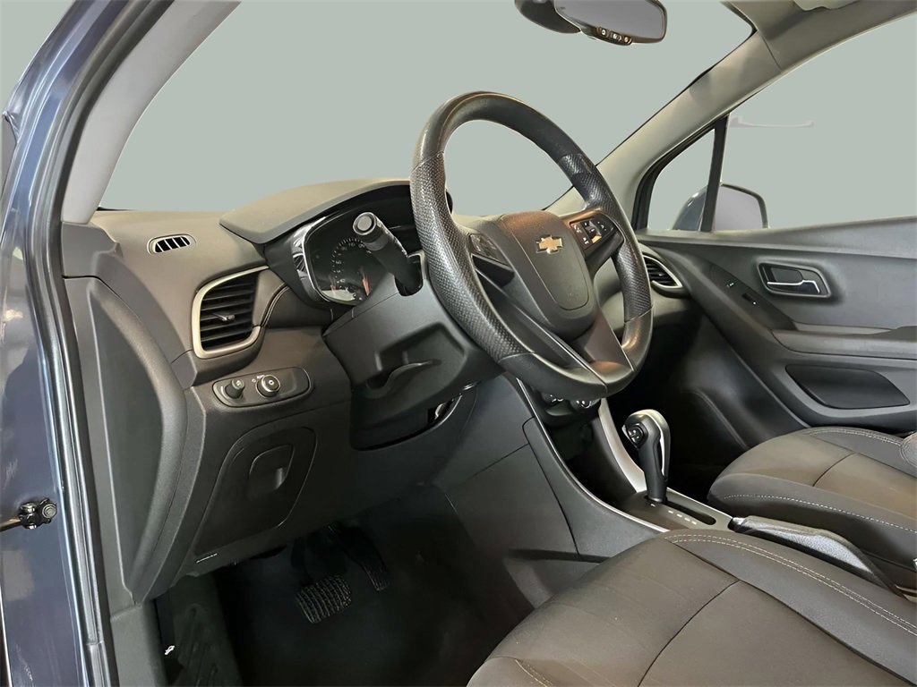 Used 2018 Chevrolet Trax LT image 15