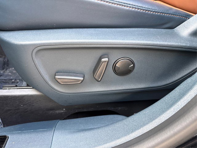 Certified 2024 Ford Maverick Lariat w/ 4K Tow Package image 17