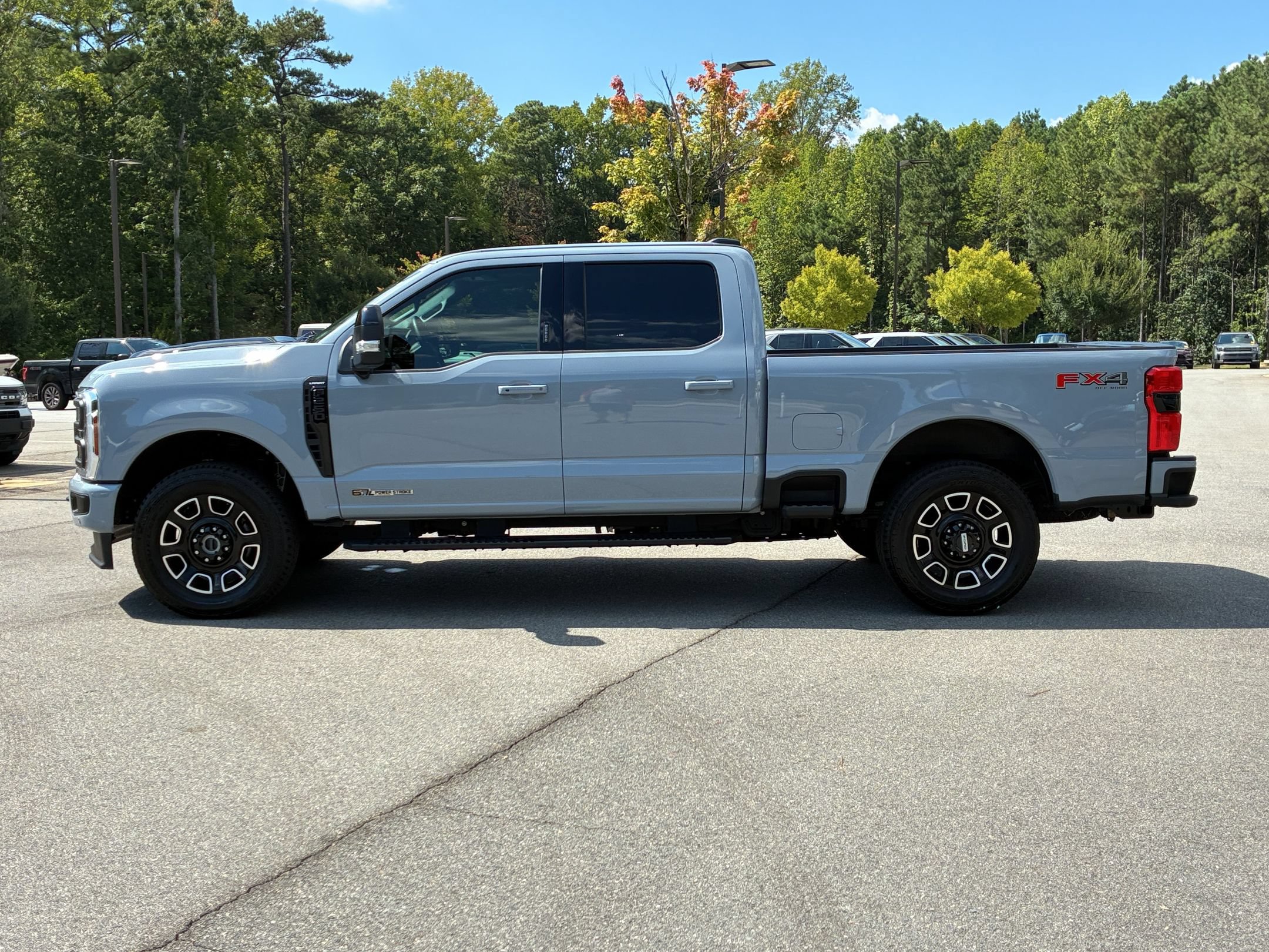 Certified 2024 Ford F250 Lariat w/ Lariat Ultimate Package AWD/4WD image 7