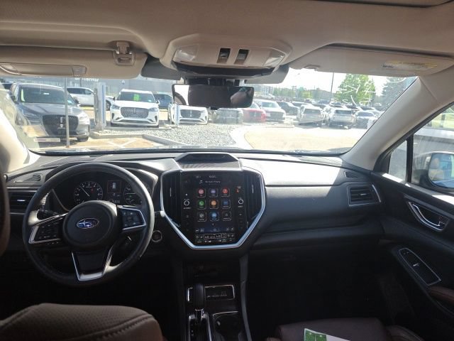 Used 2024 Subaru Ascent Touring AWD/4WD image 4