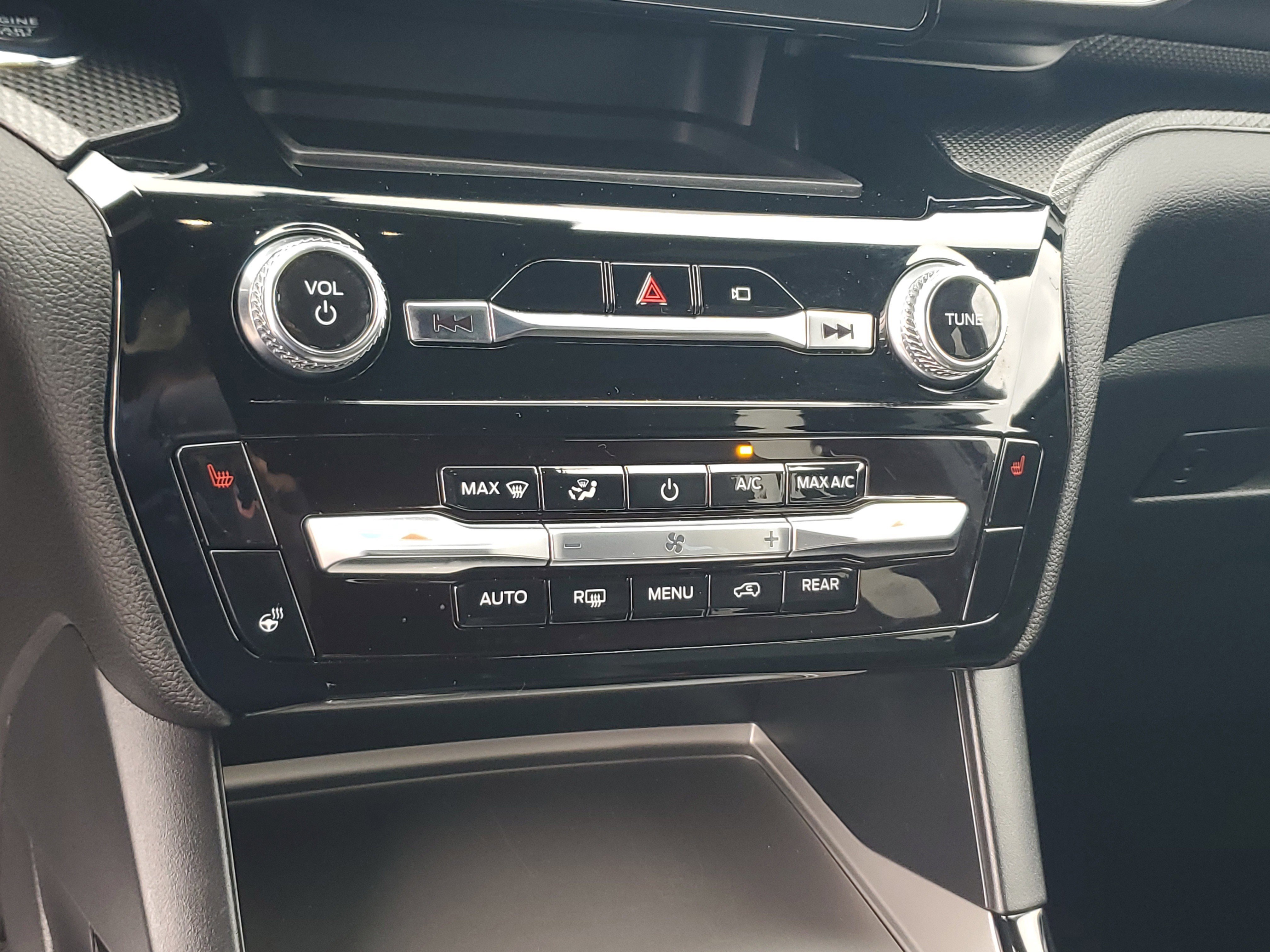 Certified 2023 Ford Explorer ST-Line w/ Class IV Trailer Tow Package image 26