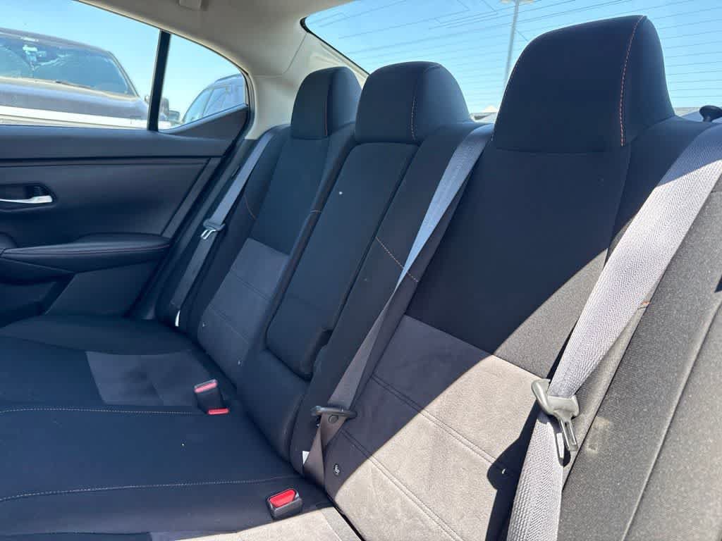 Used 2025 Nissan Sentra SR FWD image 13