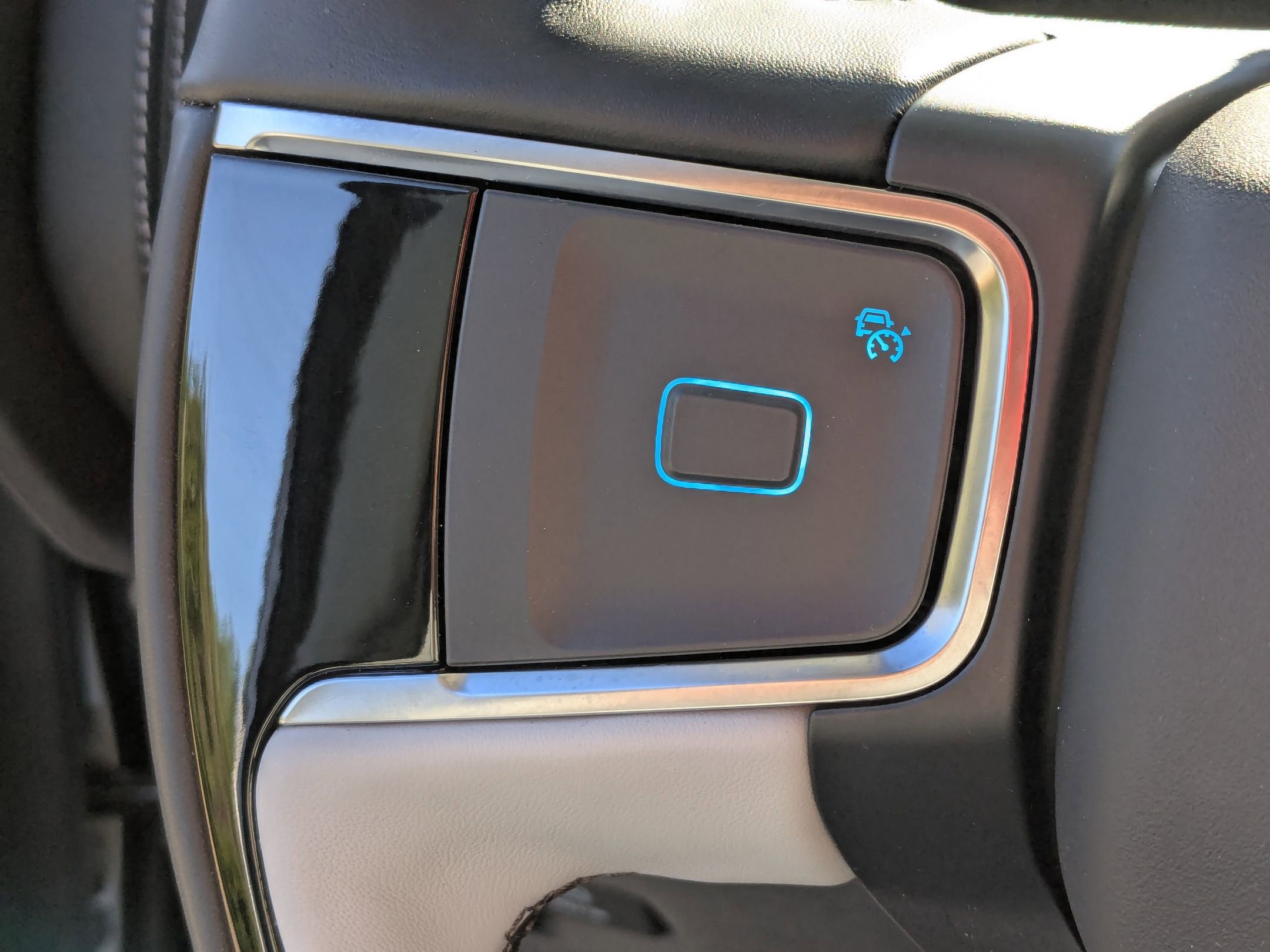 Certified 2025 Ford Expedition Platinum w/ Platinum Ultimate Package image 19