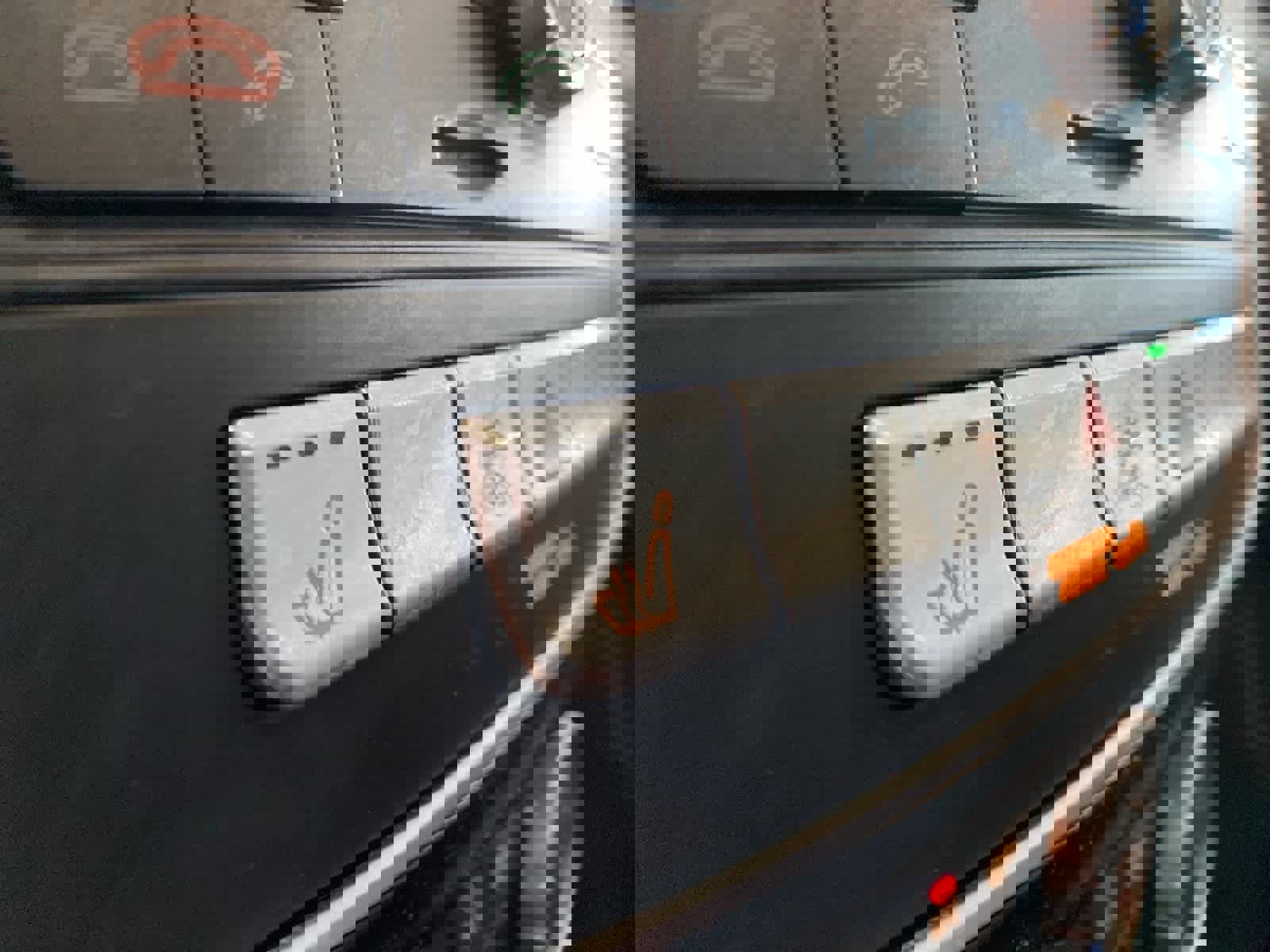 Used 2017 Mercedes-Benz GLS 450 4MATIC image 22