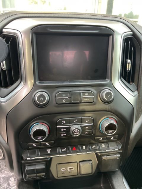 Used 2022 Chevrolet Silverado 2500 LT w/ Convenience Package image 9