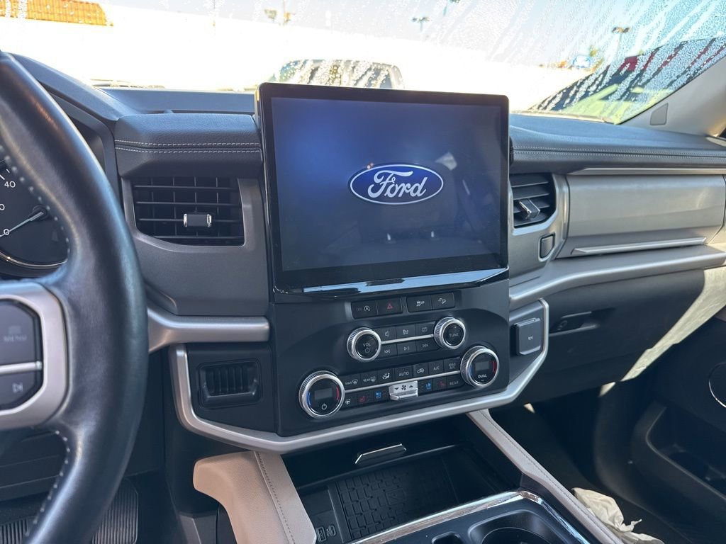 Certified 2024 Ford Expedition Max XLT image 14