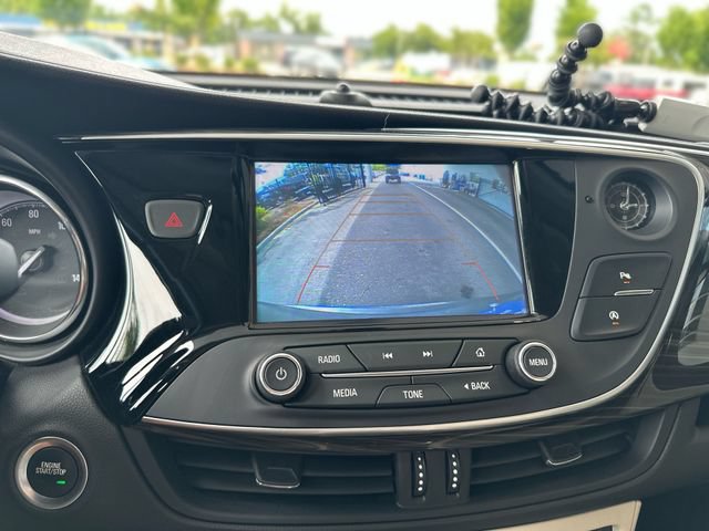 Used 2020 Buick Envision Preferred w/ LPO, Roadside Safety Package FWD image 18