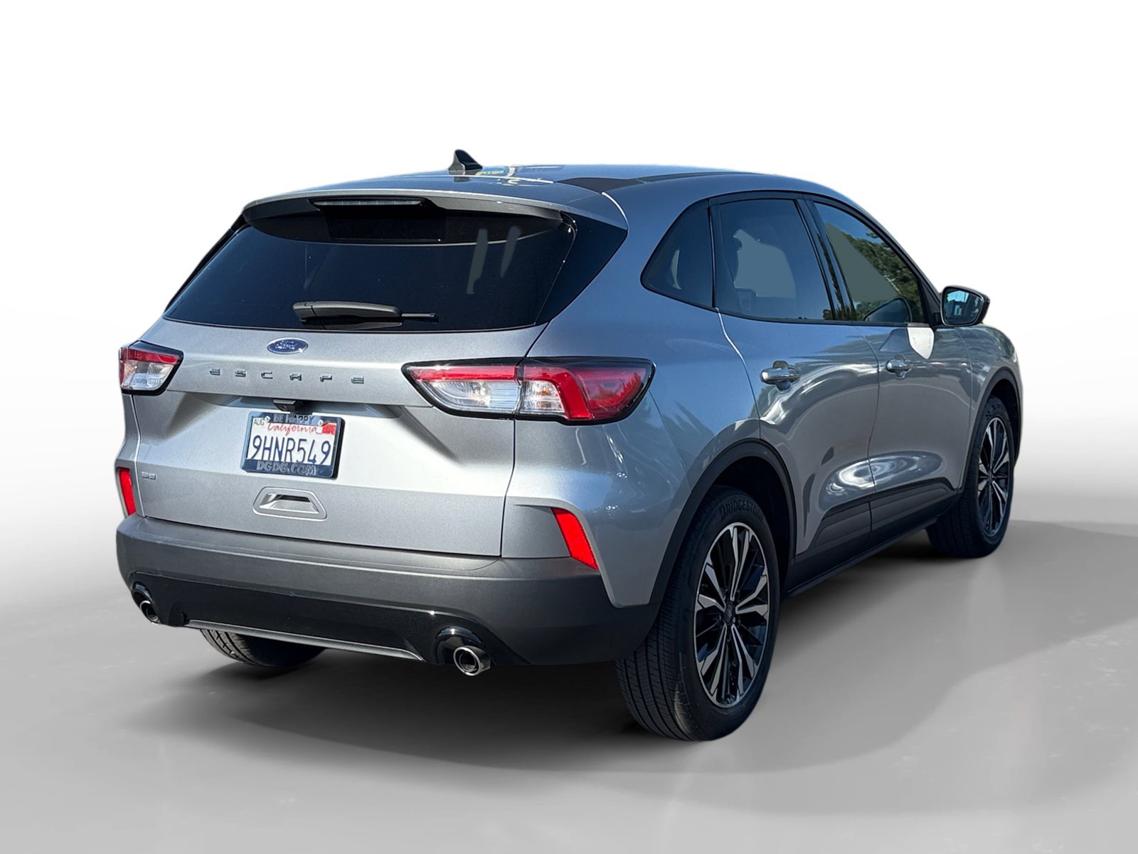 Certified 2022 Ford Escape SE w/ SE Sport Appearance Package FWD image 5
