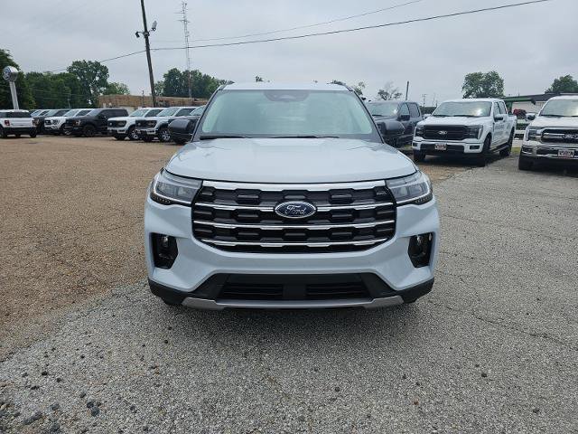 Certified 2026 Ford Explorer Active w/ Active Comfort Package RWD image 2