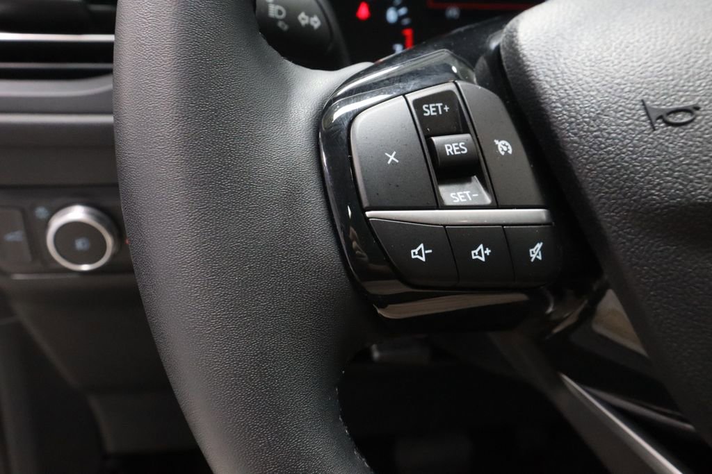 Certified 2022 Ford Escape SEL image 28