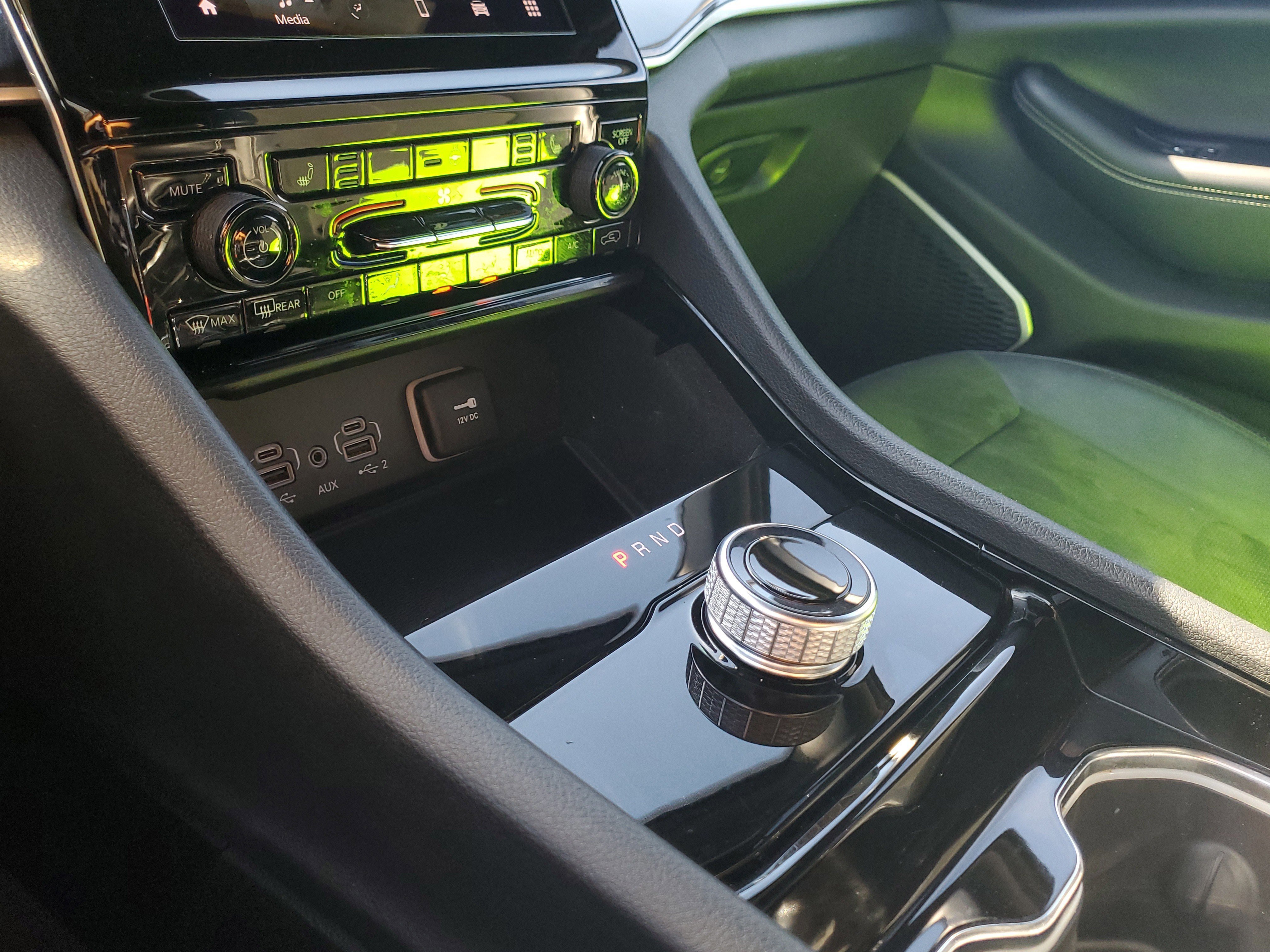 Used 2021 Jeep Grand Cherokee L Altitude image 28