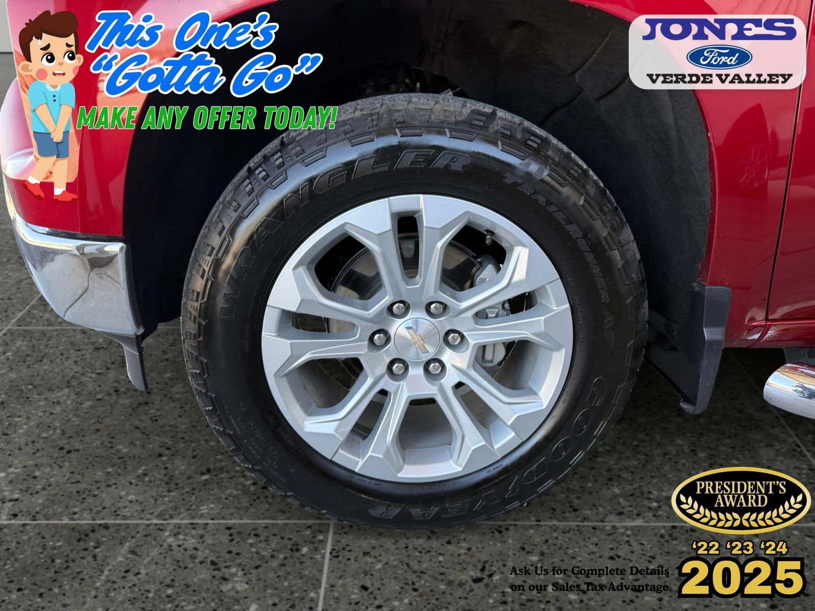 Used 2025 Chevrolet Silverado 1500 LTZ w/ Z71 Off-Road Package AWD/4WD image 20