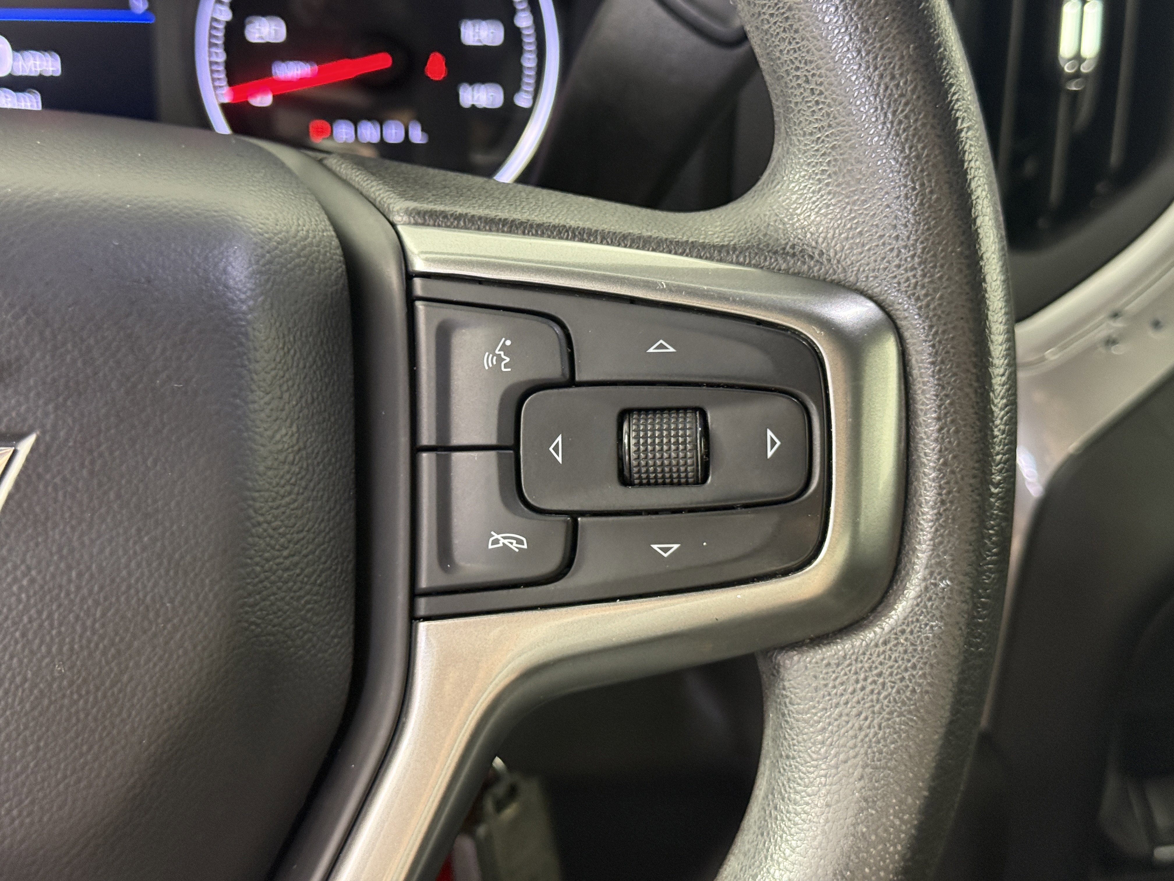 Used 2022 Chevrolet Silverado 1500 Custom w/ Safety Confidence Package image 17