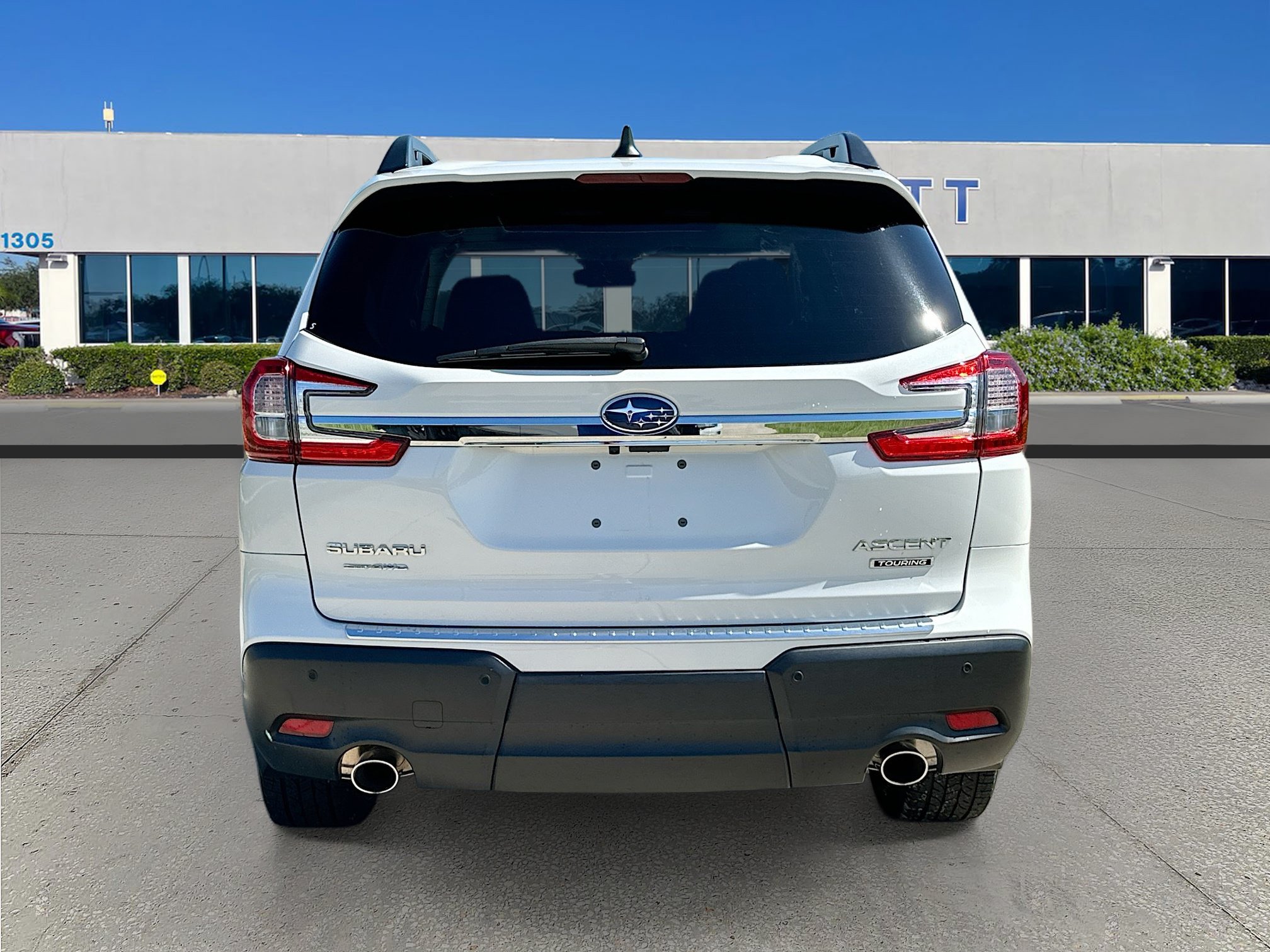 Used 2023 Subaru Ascent Touring AWD/4WD image 6