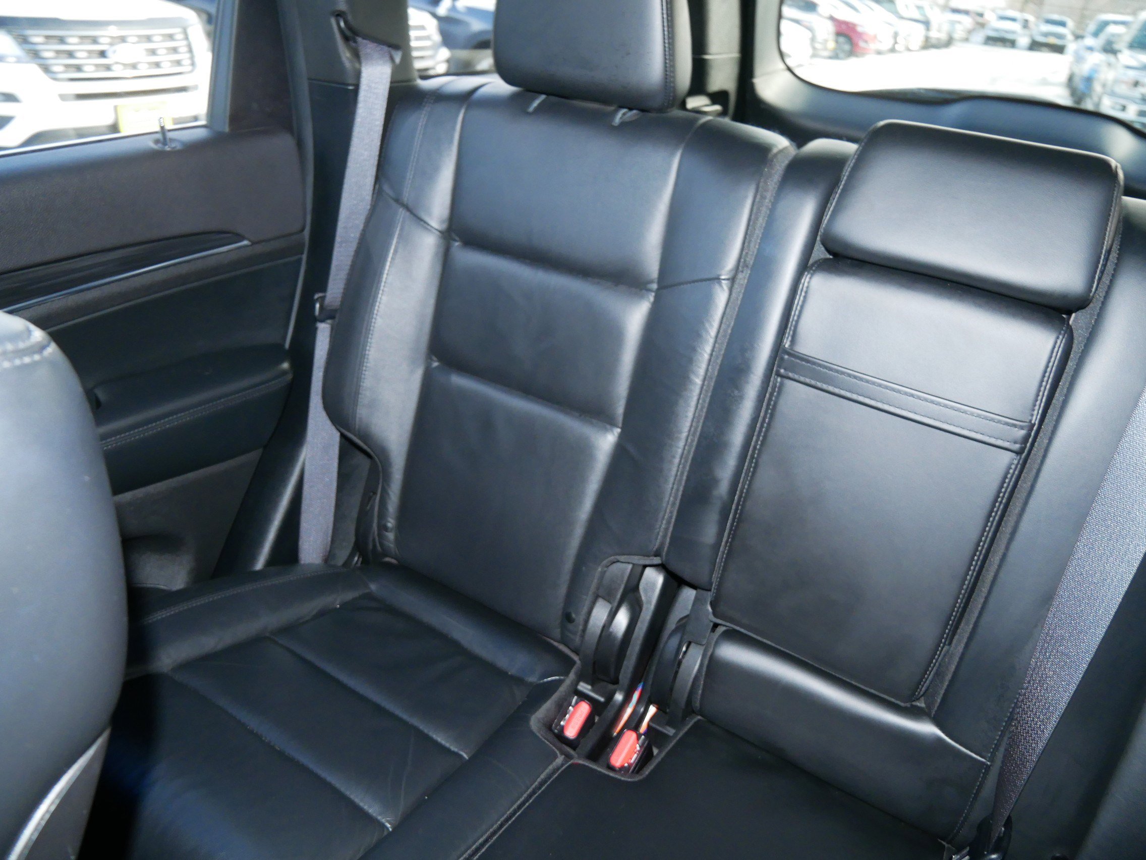 Used 2020 Jeep Grand Cherokee Limited image 12