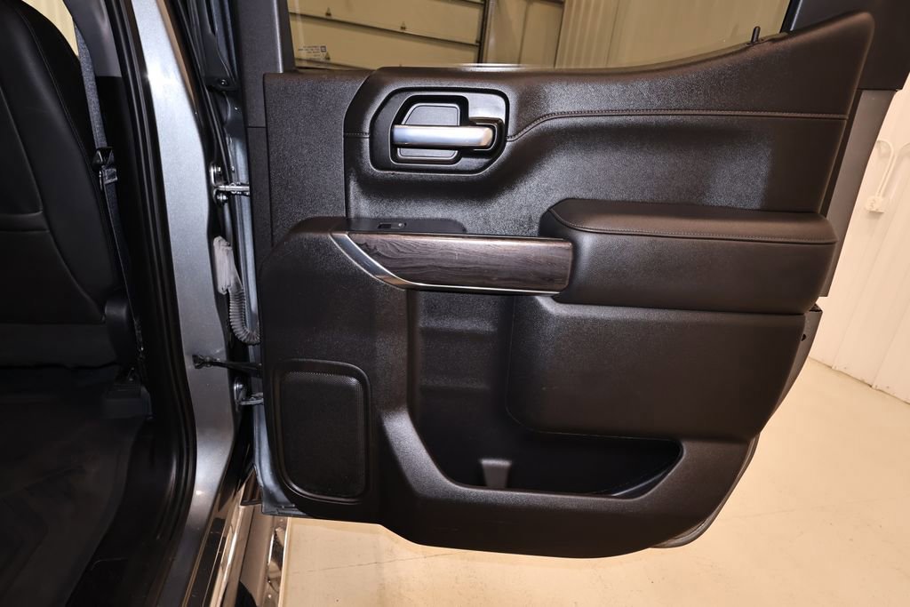 Used 2020 Chevrolet Silverado 1500 LTZ image 22