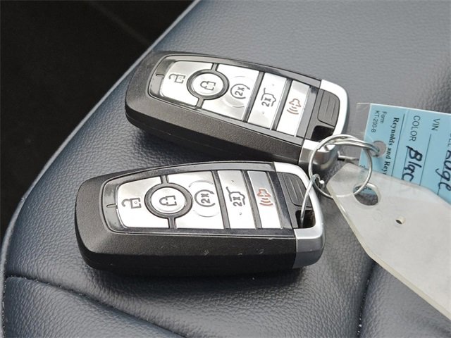 Certified 2024 Ford Edge SEL w/ Sport Appearance Package image 33