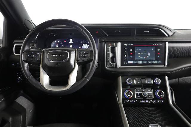 Used 2023 GMC Yukon XL Denali w/ Denali Reserve Package AWD/4WD image 16