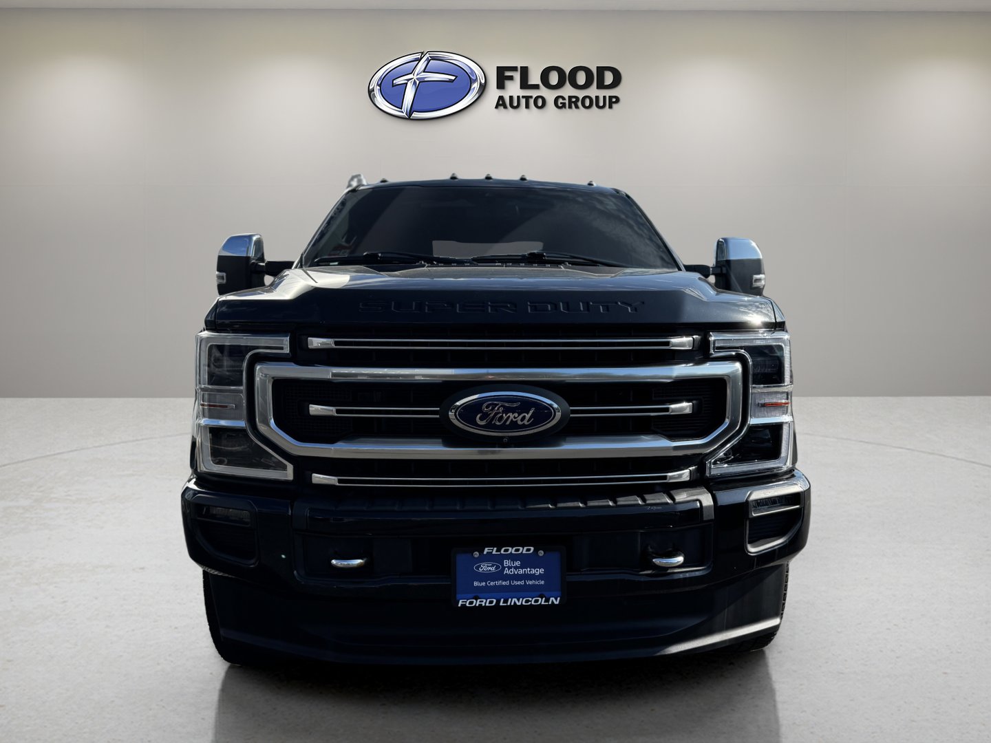 Certified 2021 Ford F250 Platinum w/ FX4 Off-Road Package image 3