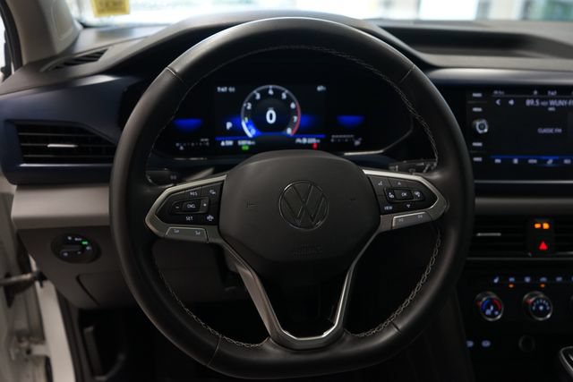 Used 2022 Volkswagen Taos SE w/ Panoramic Sunroof Package AWD/4WD image 21