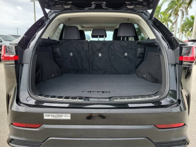 Used 2024 Lexus NX 250 FWD w/ Cold Area Package image 12