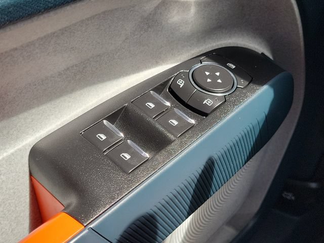 Certified 2022 Ford Maverick XLT FWD image 12