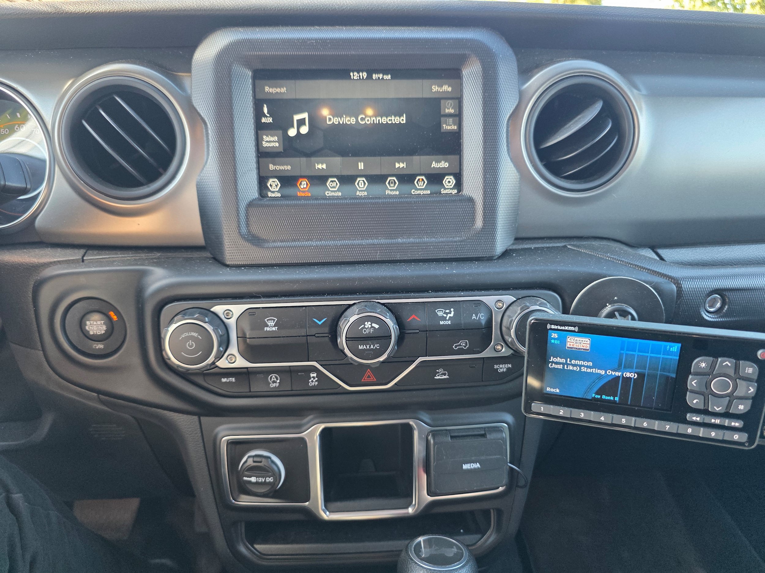 Used 2023 Jeep Wrangler Sport AWD/4WD image 10
