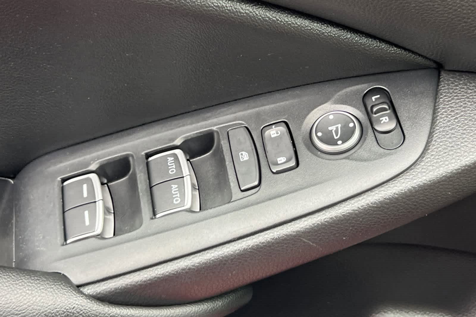 Used 2021 Honda Accord Sport image 14