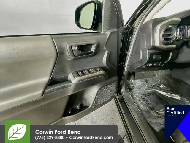 Used 2022 Toyota Tacoma SR5 RWD image 20