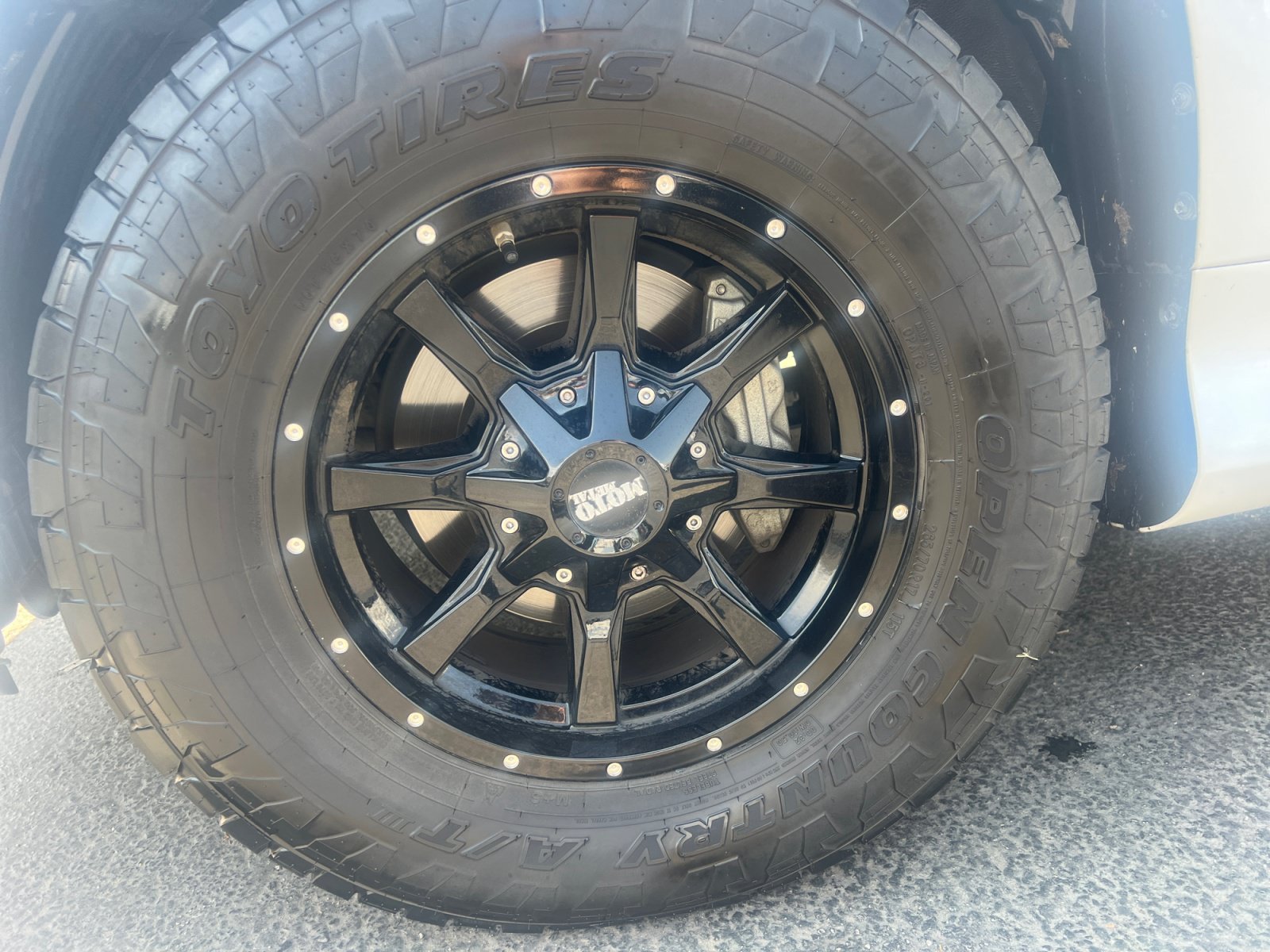 Used 2020 Lexus GX 460 Luxury w/ Luxury Sport Package AWD/4WD image 36