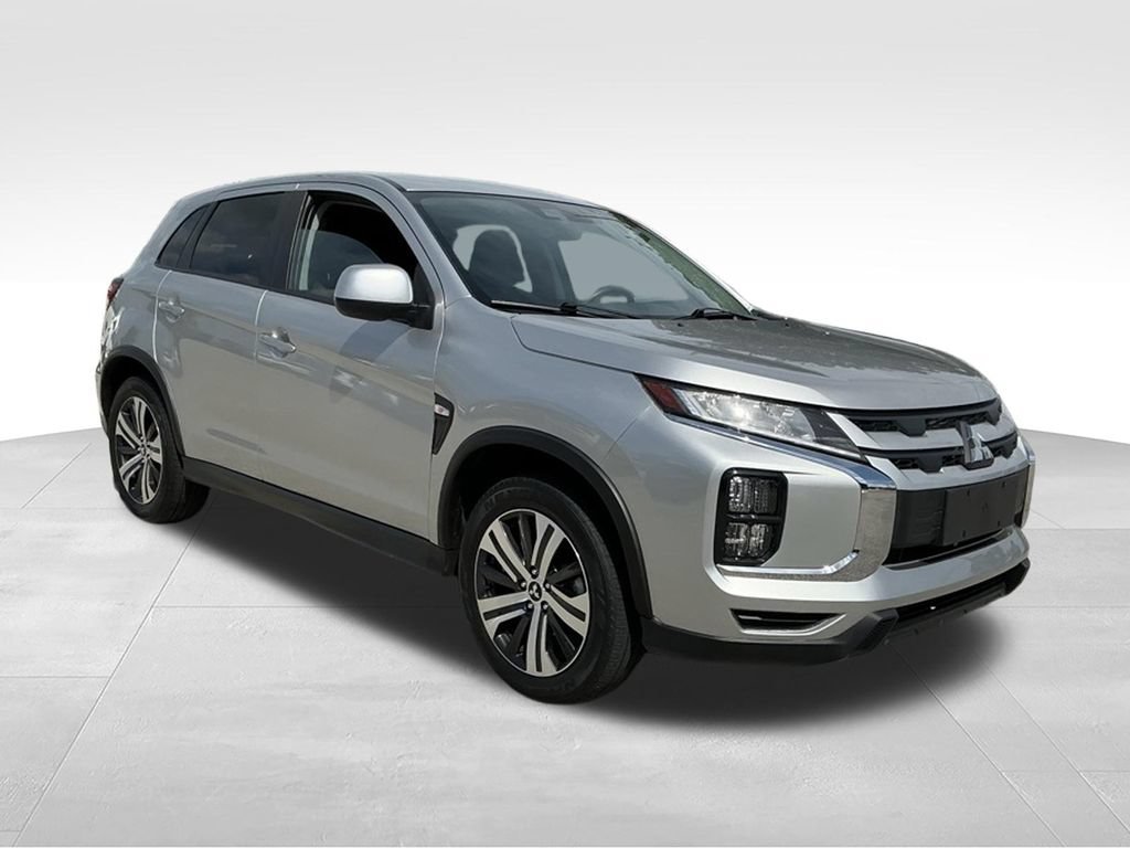 Used 2025 Mitsubishi Outlander Sport ES AWD/4WD image 11