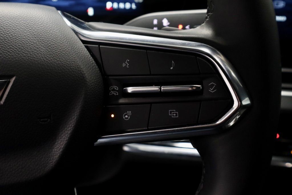 Used 2025 Chevrolet Equinox LT image 31