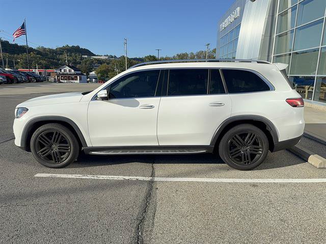 Used 2022 Mercedes-Benz GLS 450 4MATIC image 2