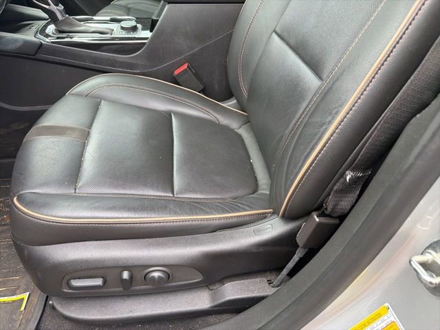 Used 2019 Chevrolet Blazer Premier w/ Driver Confidence II Package FWD image 6