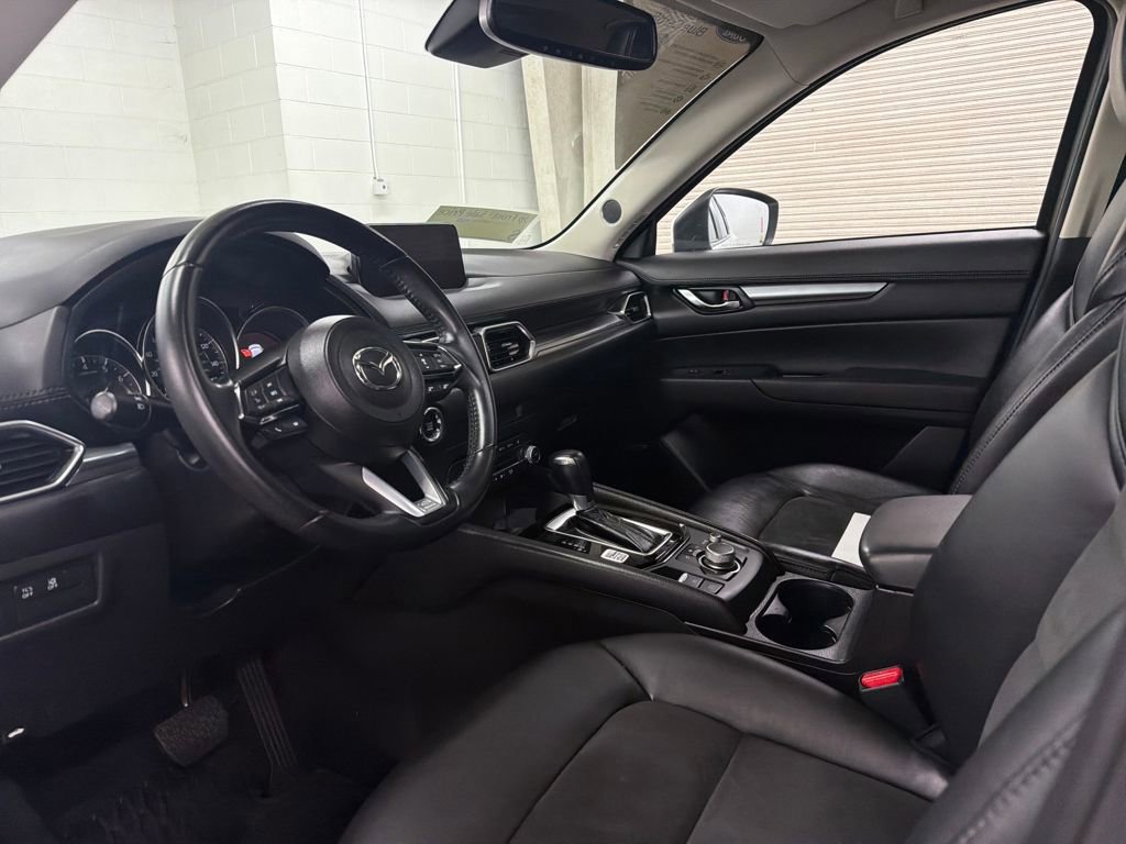 Used 2020 MAZDA CX-5 Touring image 11