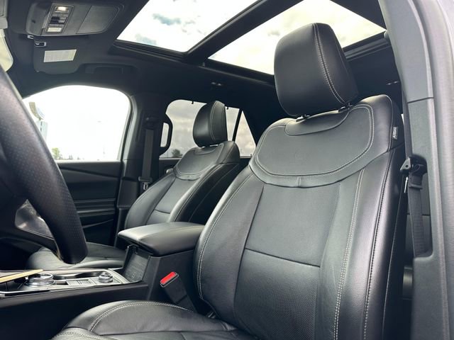 Certified 2023 Ford Explorer ST w/ Technology Package AWD/4WD image 10