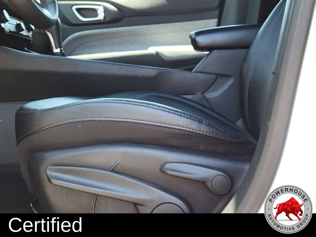 Used 2024 Jeep Compass Latitude AWD/4WD image 24