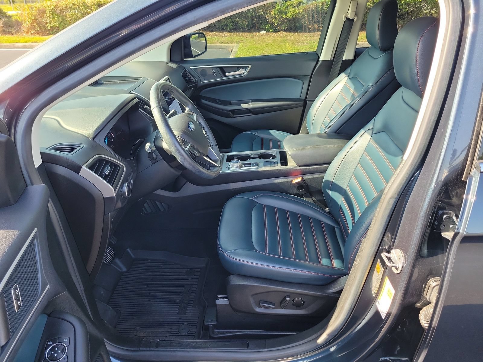 Certified 2023 Ford Edge SEL w/ Sport Appearance Package AWD/4WD image 18