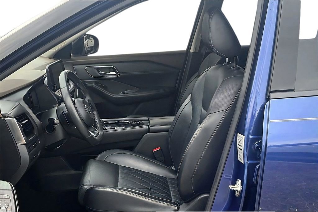 Used 2021 Nissan Rogue Platinum AWD/4WD image 21