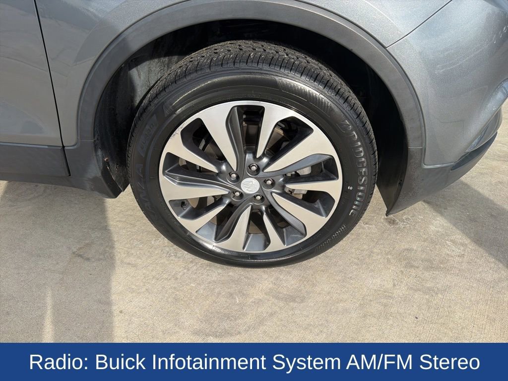 Used 2020 Buick Encore Essence image 11