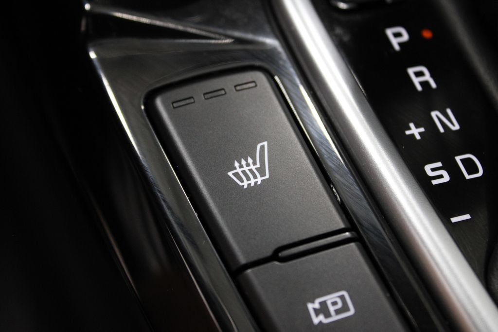 Used 2025 Kia Seltos S AWD/4WD image 32