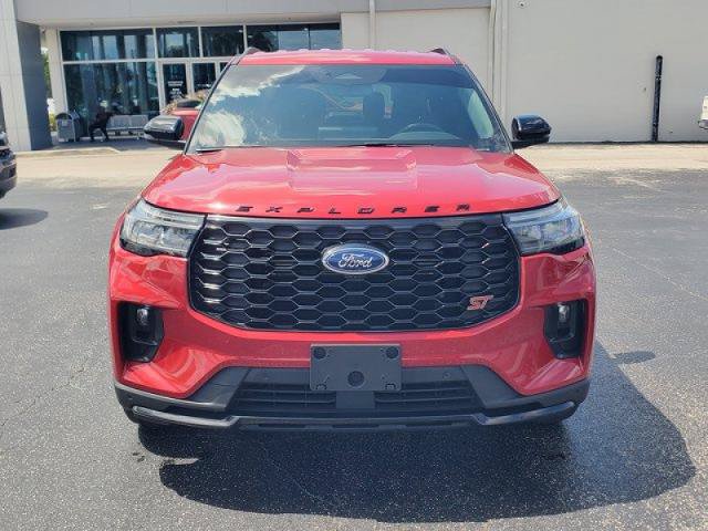 Certified 2025 Ford Explorer ST RWD video 2