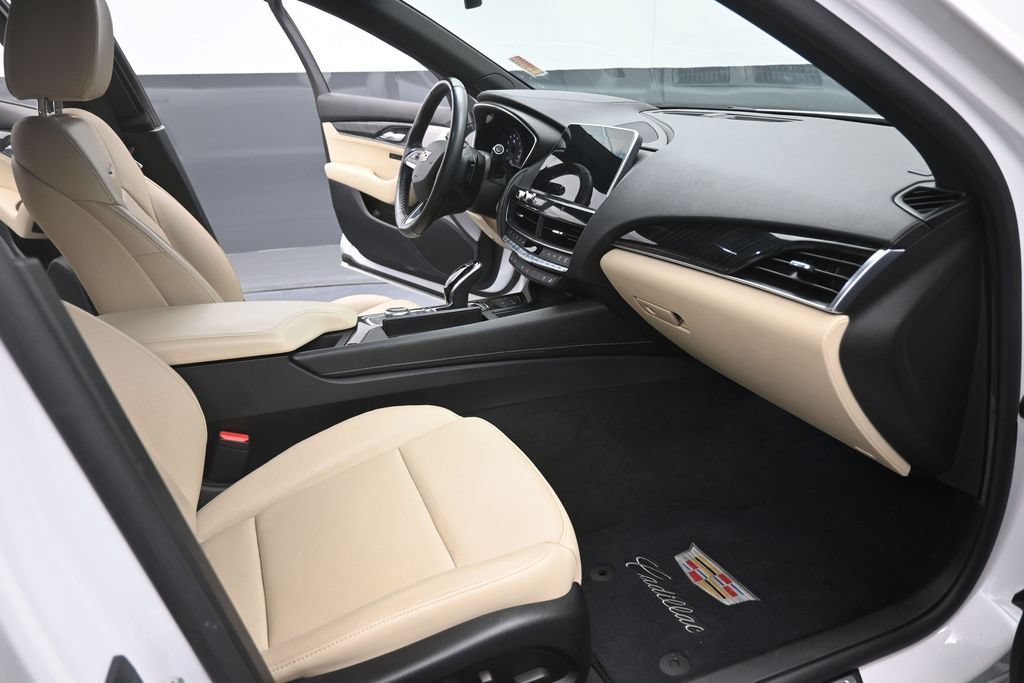 Used 2020 Cadillac CT5 Premium Luxury RWD image 14