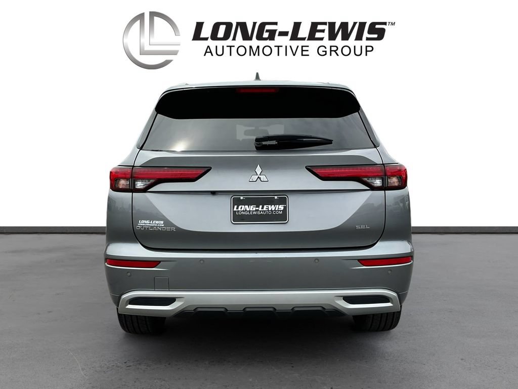 Used 2023 Mitsubishi Outlander SEL FWD image 5