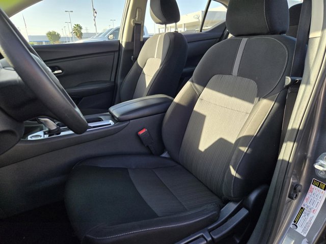Used 2025 Nissan Sentra SV FWD image 19