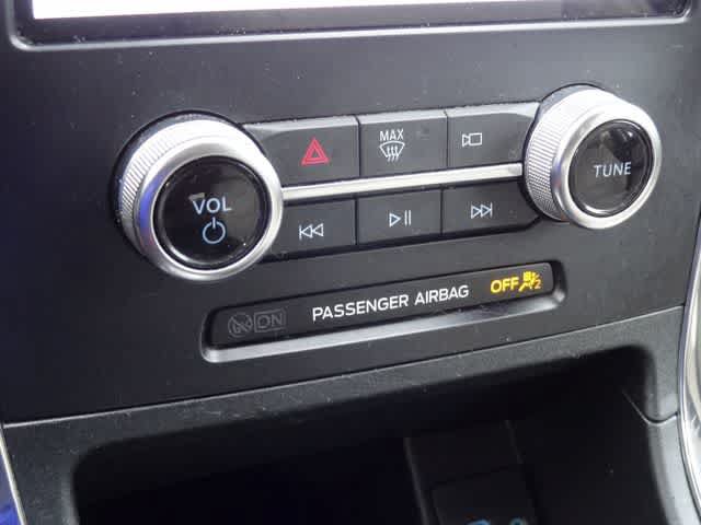 Certified 2024 Ford Edge Titanium AWD/4WD image 36