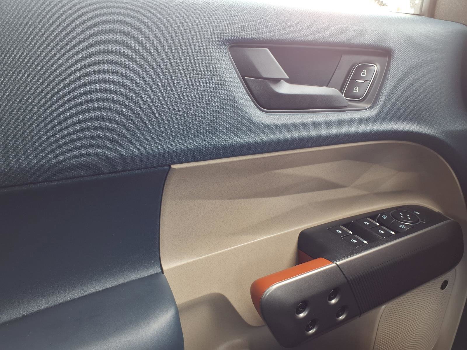 Certified 2025 Ford Maverick Lariat image 22